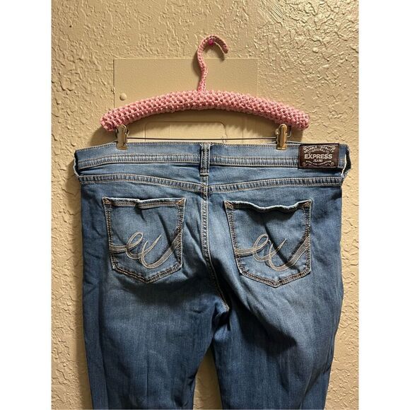 Express Stretch Barely Boot Mid Rise Jeans Woman’s Size 18R Frayed Bottoms - Picture 9 of 13
